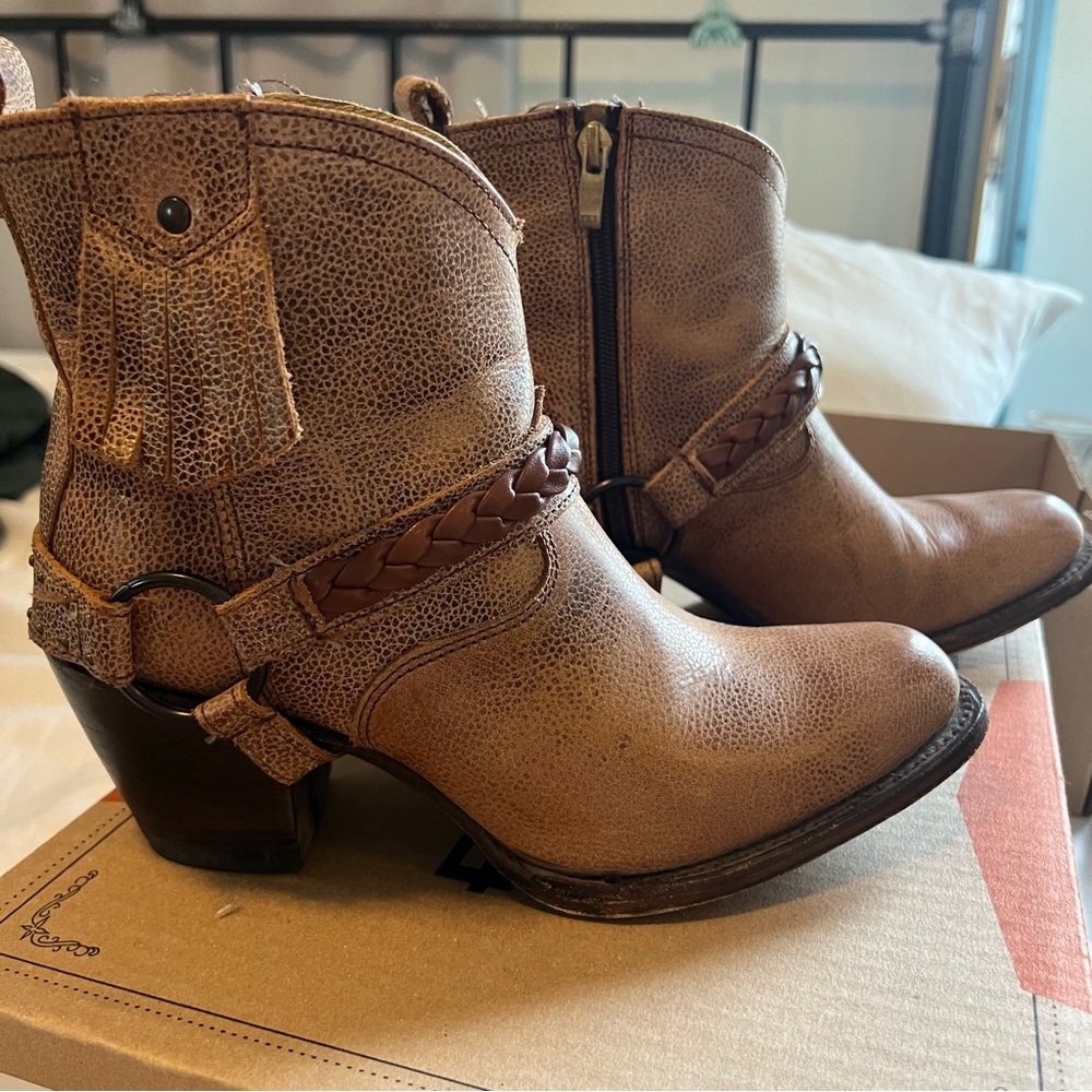Reyme leather boots